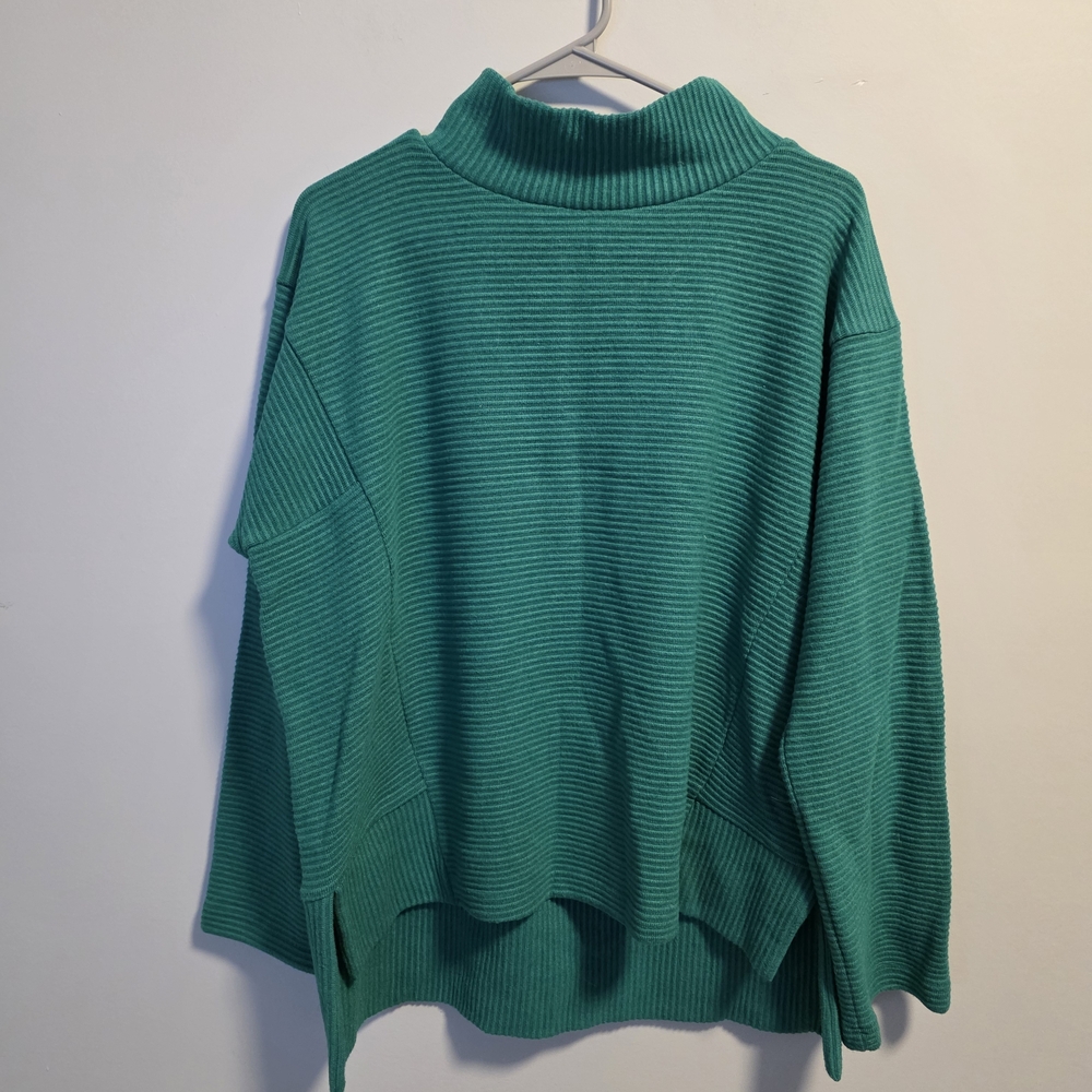 Women's Green Ribbed Sweater